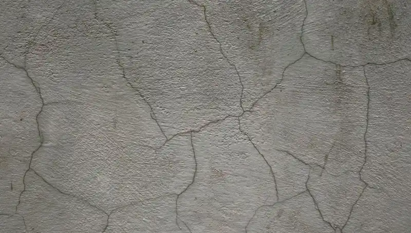Gel geleceğin inşaat teknolojisi: Canlı beton ile çatlaklar kendiliğinden onarılıyor!