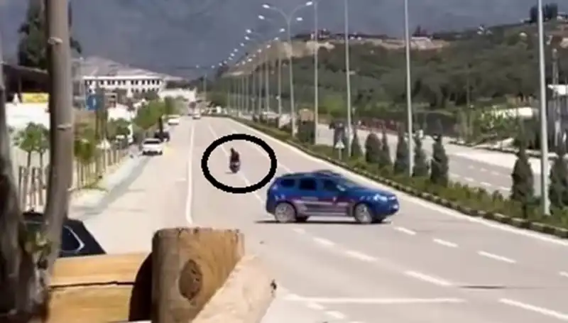 TikTok Videosu Gençlerin Hayatını Yerle Bir Etti: Pahalı Bedel Nedir?