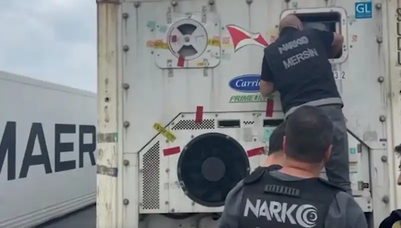 Mersin'de Büyük Uyuşturucu Operasyonu: Çok Sayıda Gözaltı