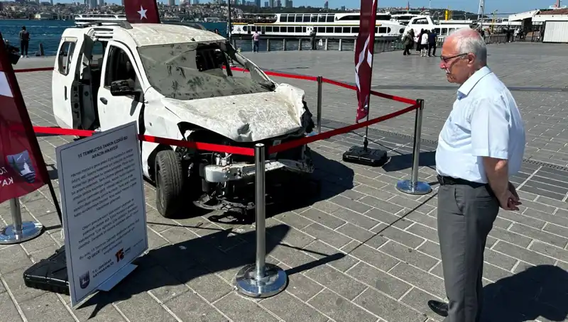 15 Temmuz’da Tankla Ezilen Araçlar, Anma Sergisiyle Tarihe Tanıklık Ediyor