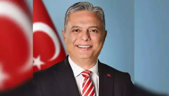 Ümit Uysal: CHP Genel Başkan Adayı ve Siyaset Hayatındaki Dönüm Noktaları
