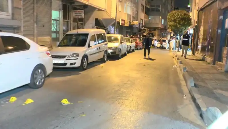 İstanbul Sokaklarında Motosikletli Silahlı Saldırı: Bir Ölü, Bir Yaralı