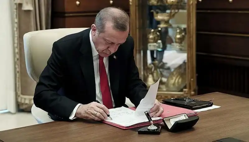 Cumhurbaşkanı, 9 Hükümlüyü Affederek Dikkatleri Üzerine Çekti