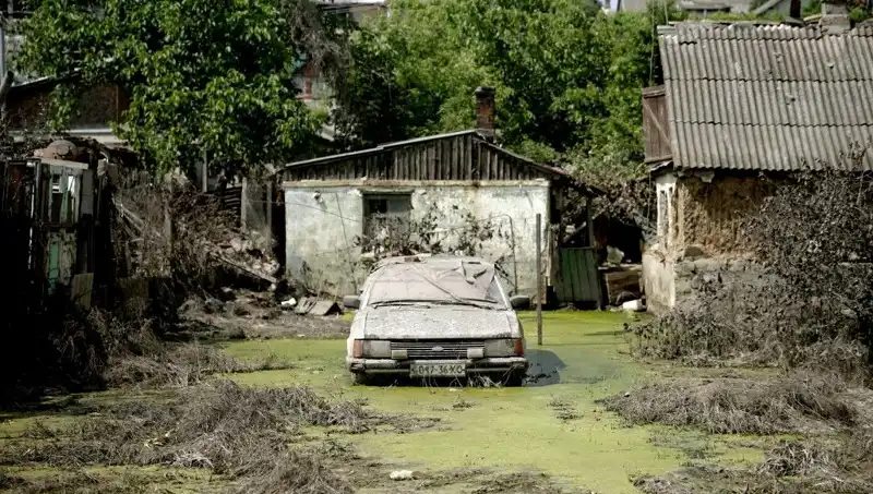 Ukrayna'da Baraj Yıkıldı: Ağır Metallerin Tehlikeli Taşınması