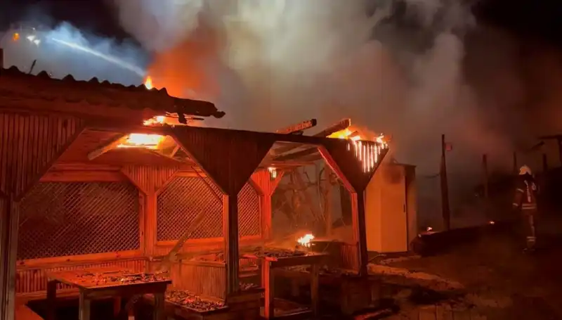 Şile’deki Altı Gözleme Restoranı Alev Alev Yandı: Sebep Ne?