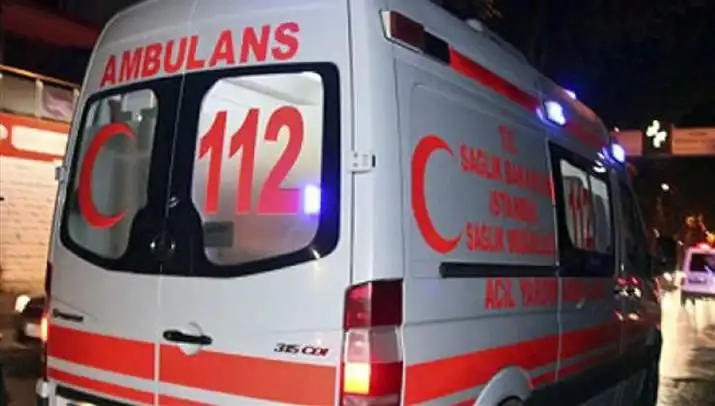 Afyonkarahisar'da Otomobil Devrildi: Feci Kaza Sonucu 1 Hayatını Kaybetti, 3 Yaralı